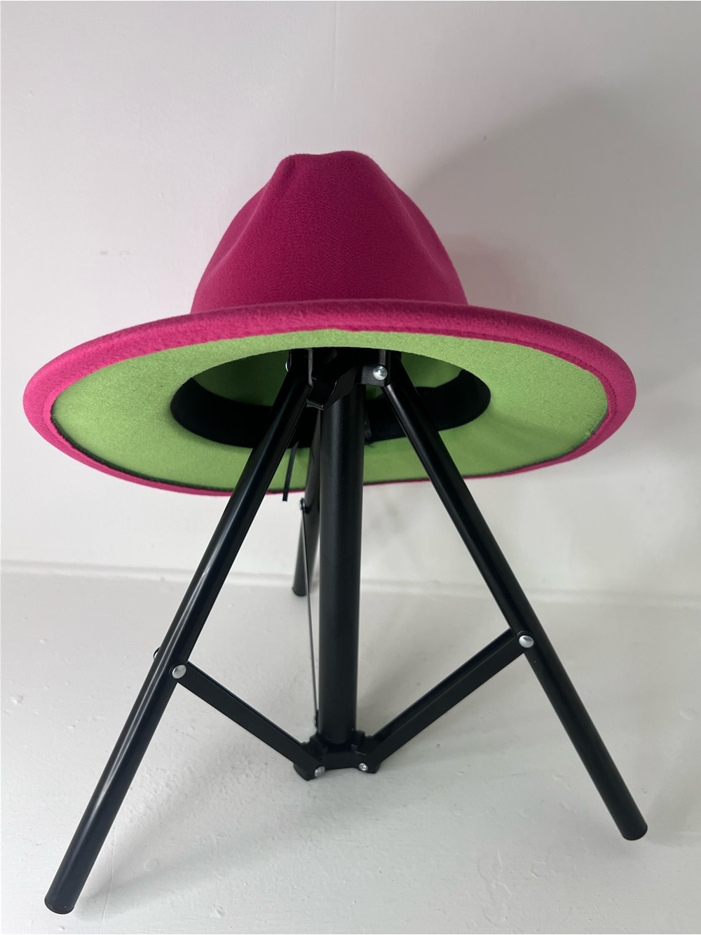 Wide Brim Felt Fedora Hat in Hot Pink